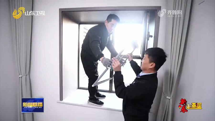 AG真人【山东新闻联播】德百家电安装工高华林：以旧换新“接单忙”(图5)